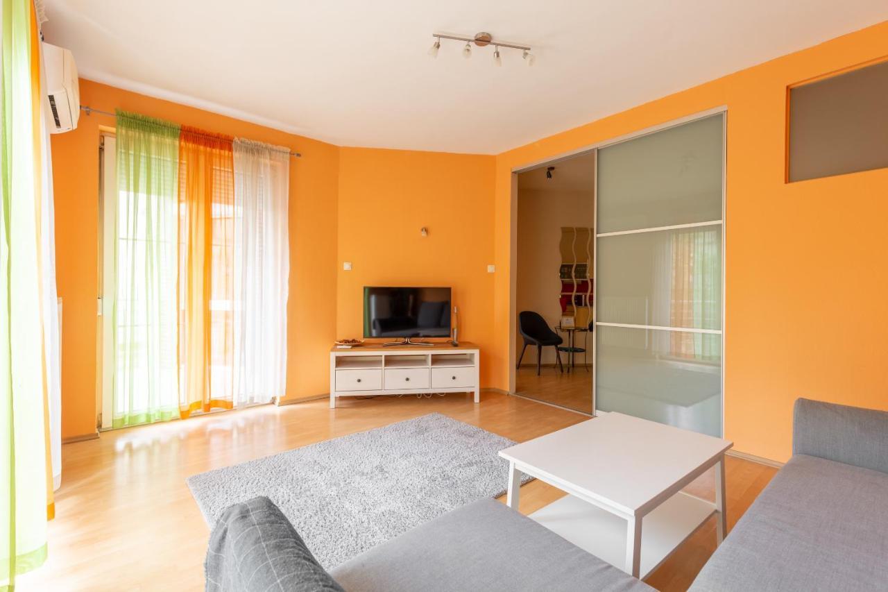 M36 Mester Apartment Будапеща Екстериор снимка